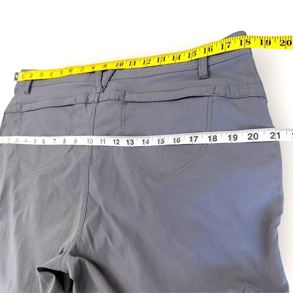 Eddie Bauer Travex Cargo Capri Active Pants Mid Rise Drawcord Hem Size 14 Gray - Picture 12 of 16